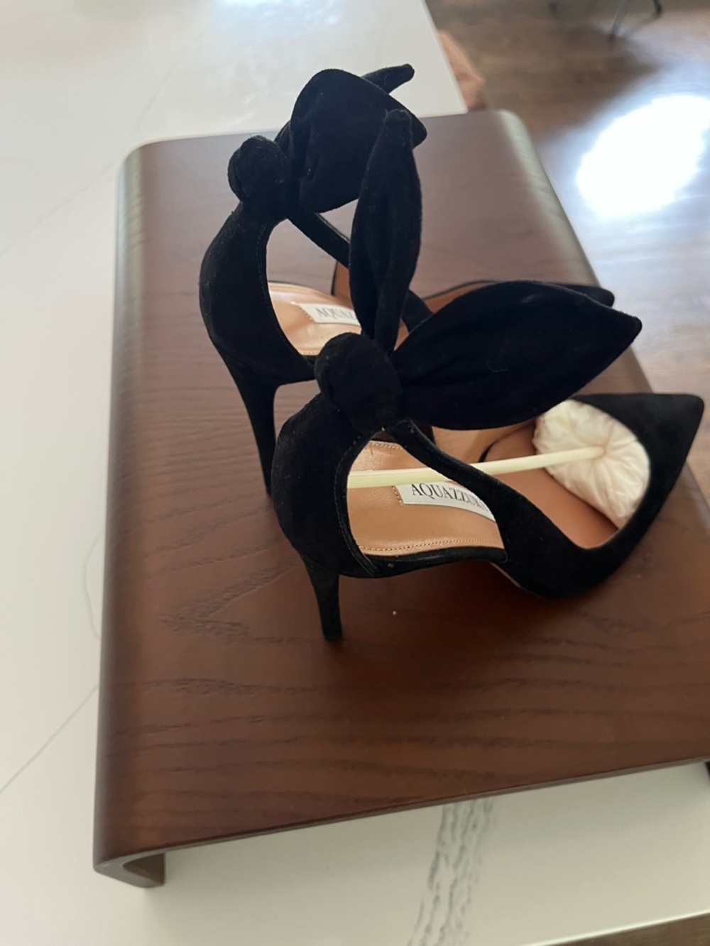 Aquazzura Black Suede Pointed-Toe Bow-Tie Stiletto Pumps - Picture 6 of 7